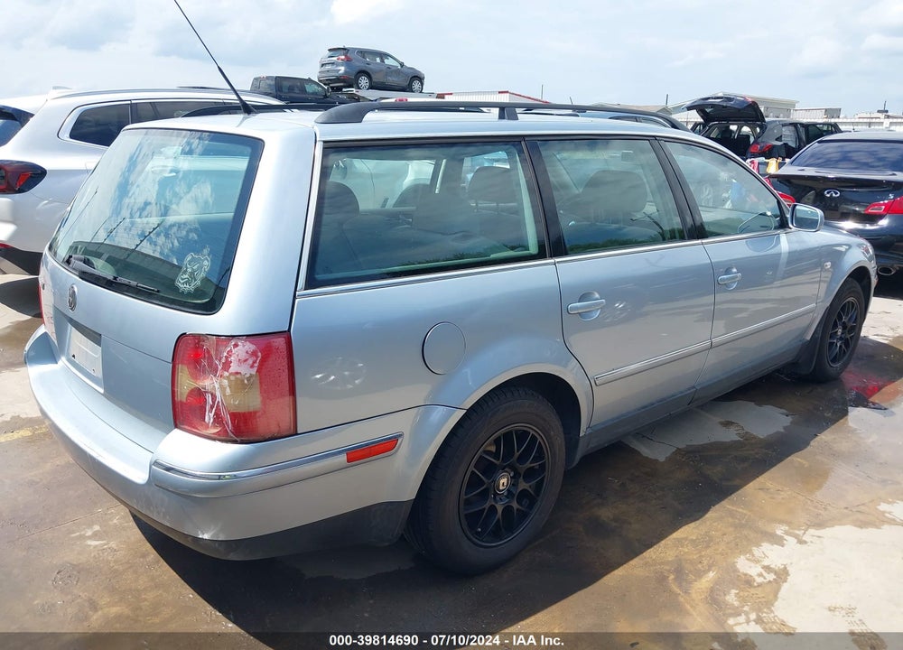 2004 VOLKSWAGEN PASSAT GLS VIN: WVWVD63B44E125568