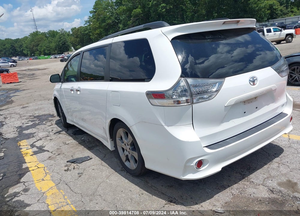 2013 TOYOTA SIENNA SE 8 PASSENGER VIN: 5TDXK3DC0DS311008
