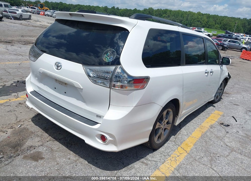 2013 TOYOTA SIENNA SE 8 PASSENGER VIN: 5TDXK3DC0DS311008
