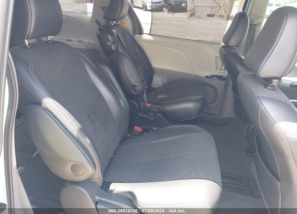 2013 TOYOTA SIENNA SE 8 PASSENGER VIN: 5TDXK3DC0DS311008