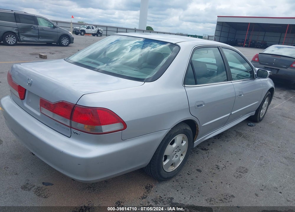 2002 HONDA ACCORD 3.0 EX VIN: 1HGCG16592A044126