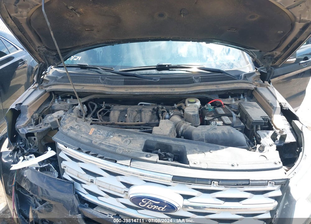 2019 FORD EXPLORER XLT VIN: 1FM5K7D8XKGA40097