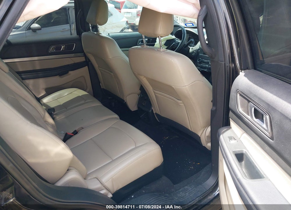2019 FORD EXPLORER XLT VIN: 1FM5K7D8XKGA40097