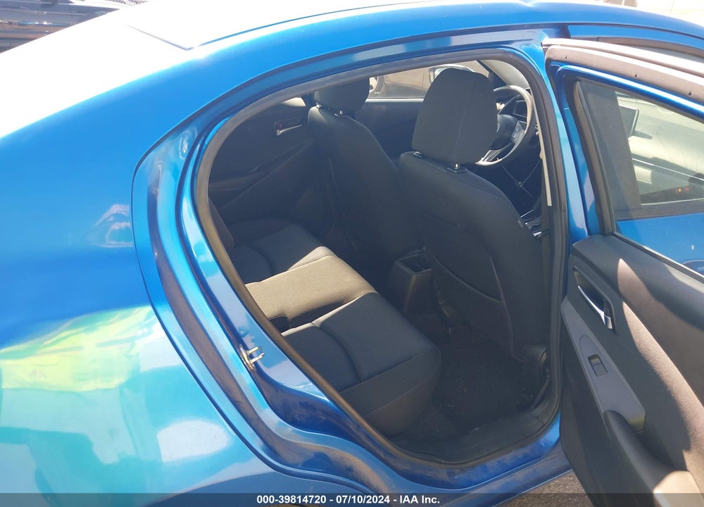 2016 SCION IA VIN: 3MYDLBZV3GY136191