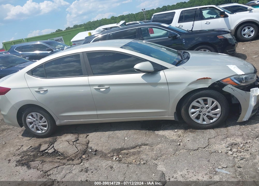 2018 HYUNDAI ELANTRA SE VIN: 5NPD74LF4JH353074