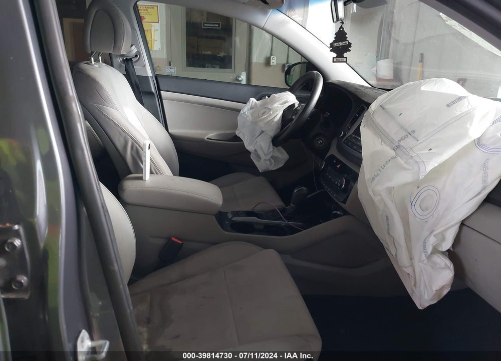 2018 HYUNDAI TUCSON SEL VIN: KM8J3CA40JU665386