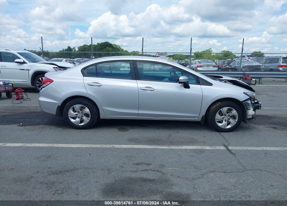 2015 HONDA CIVIC LX VIN: 19XFB2F5XFE094732