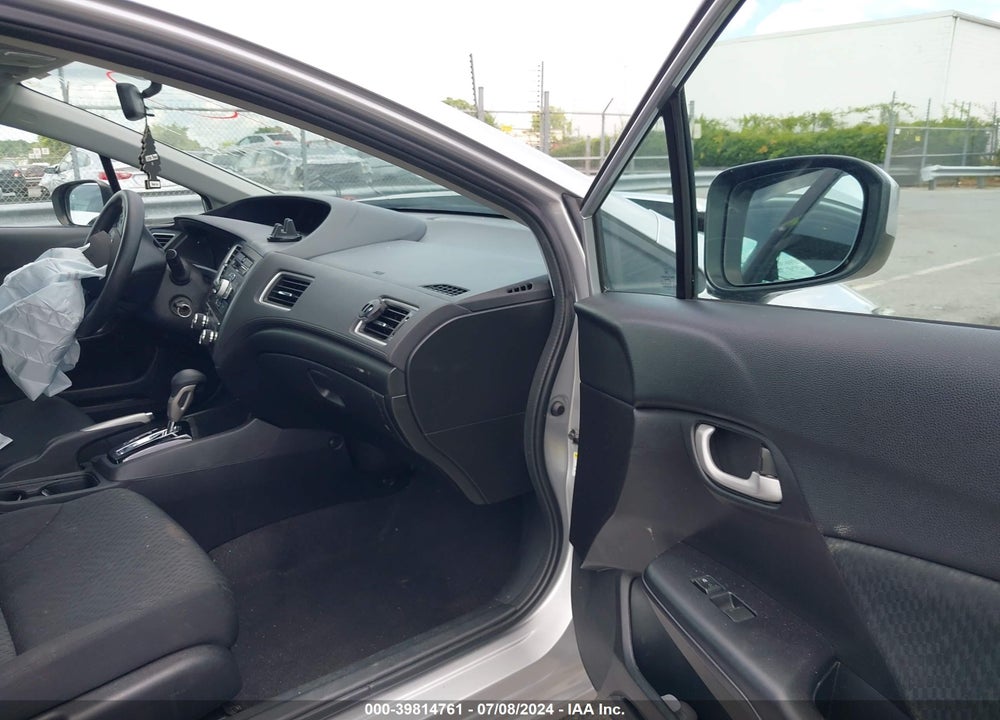 2015 HONDA CIVIC LX VIN: 19XFB2F5XFE094732