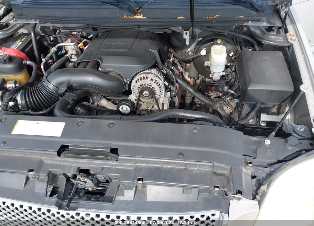 2007 GMC YUKON DENALI VIN: 1GKFK63827J327596