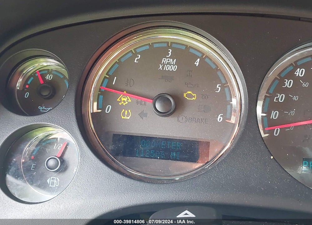 2007 GMC YUKON DENALI VIN: 1GKFK63827J327596
