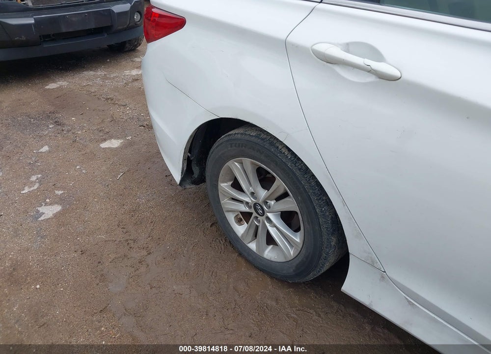 2014 HYUNDAI SONATA GLS VIN: 5NPEB4AC1EH924649