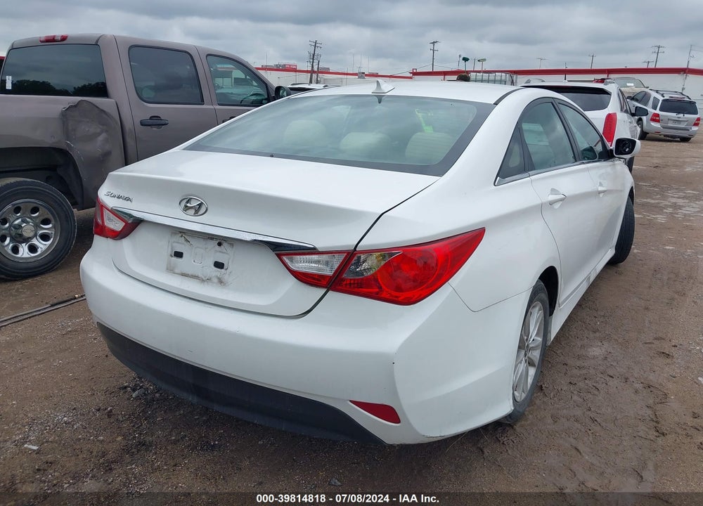 2014 HYUNDAI SONATA GLS VIN: 5NPEB4AC1EH924649