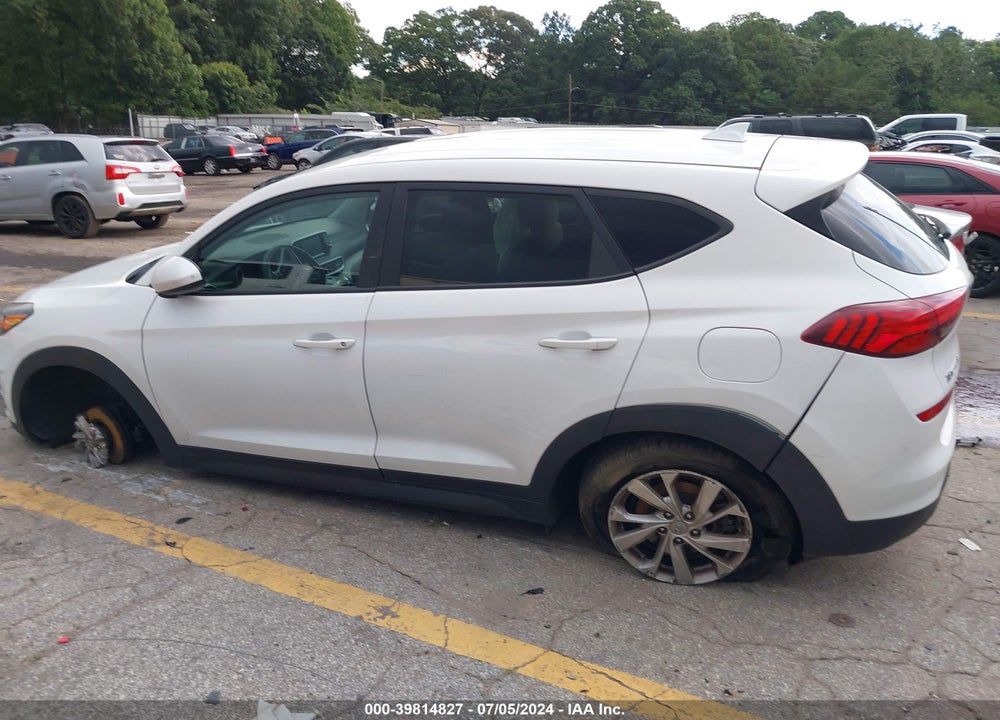 2019 HYUNDAI TUCSON SE VIN: KM8J23A42KU894219