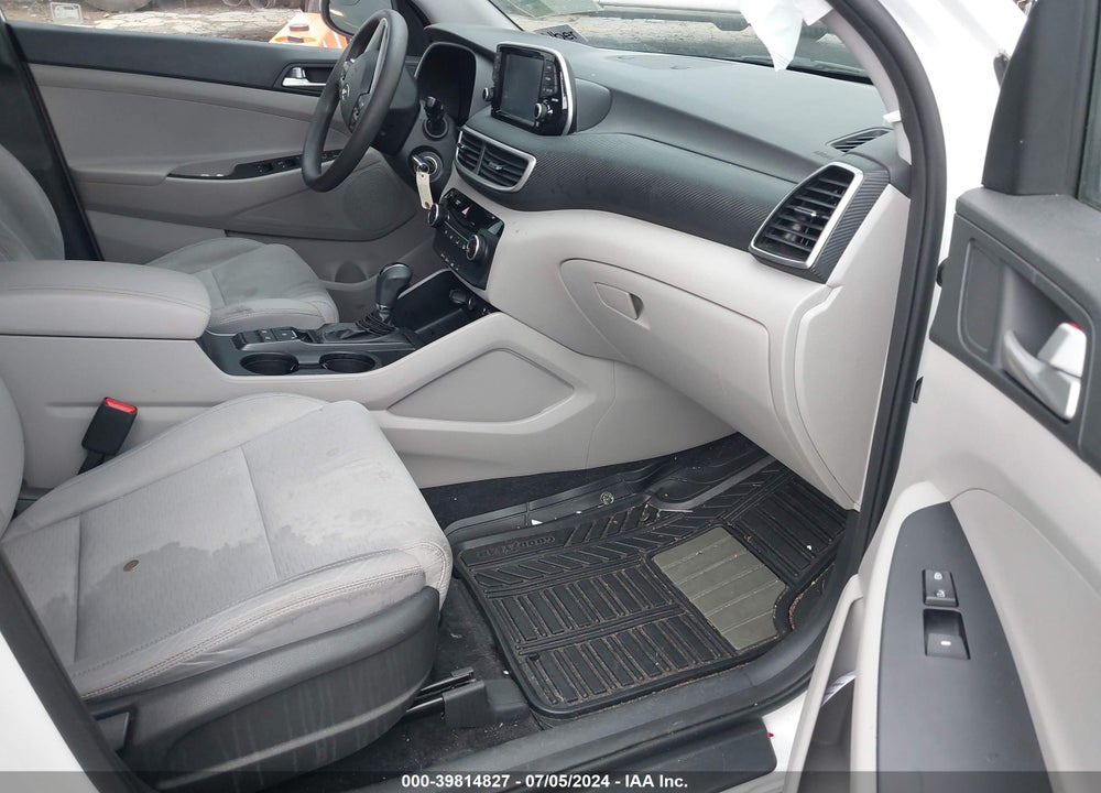 2019 HYUNDAI TUCSON SE VIN: KM8J23A42KU894219