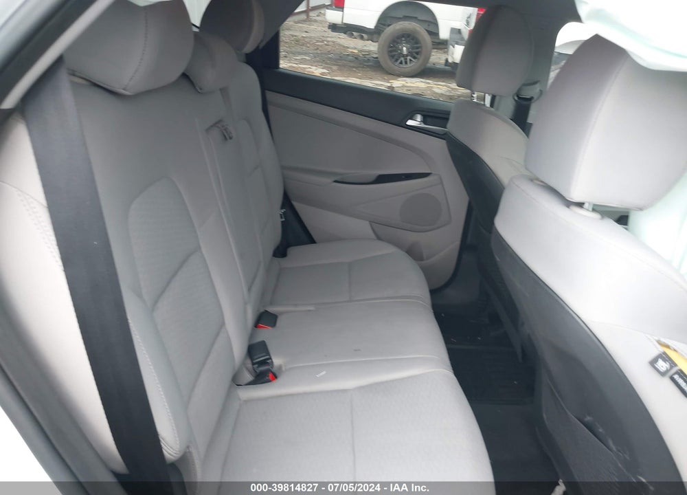 2019 HYUNDAI TUCSON SE VIN: KM8J23A42KU894219