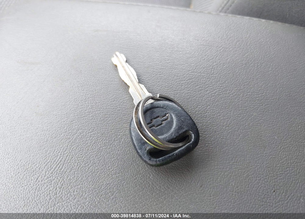 2010 CHEVROLET MALIBU VIN: 1G1ZC5E09AF111898