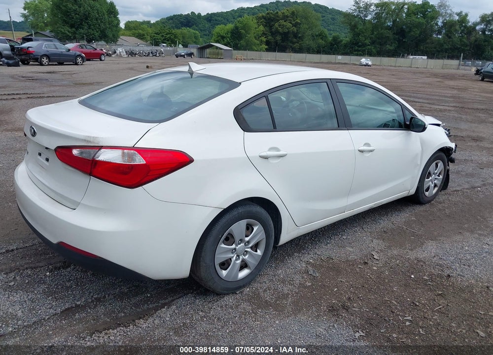 2016 KIA FORTE LX VIN: KNAFK4A61G5537372