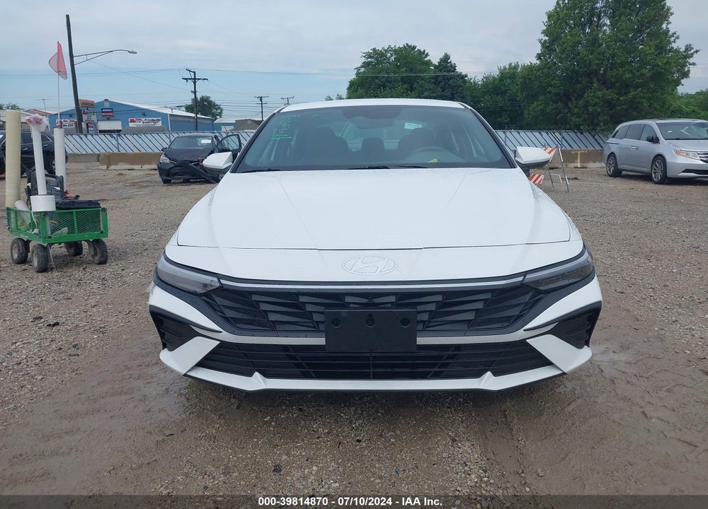 2024 HYUNDAI ELANTRA VIN: KMHLM4DG4RU690109