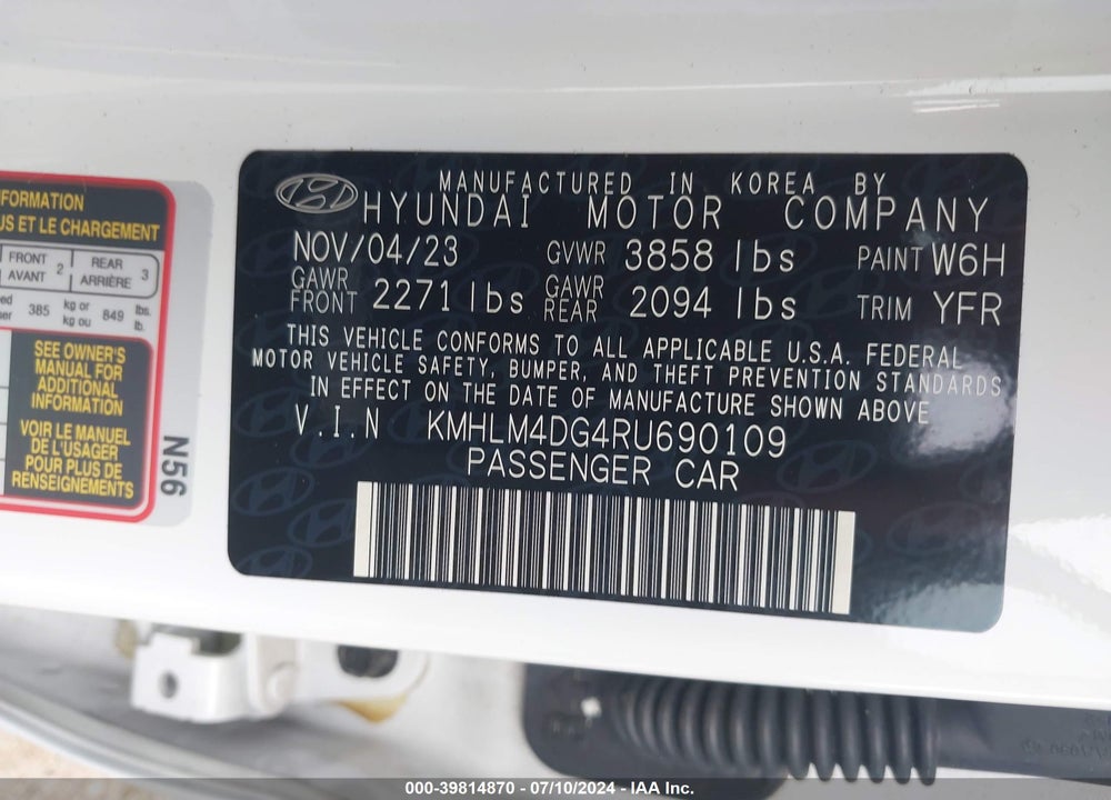2024 HYUNDAI ELANTRA VIN: KMHLM4DG4RU690109