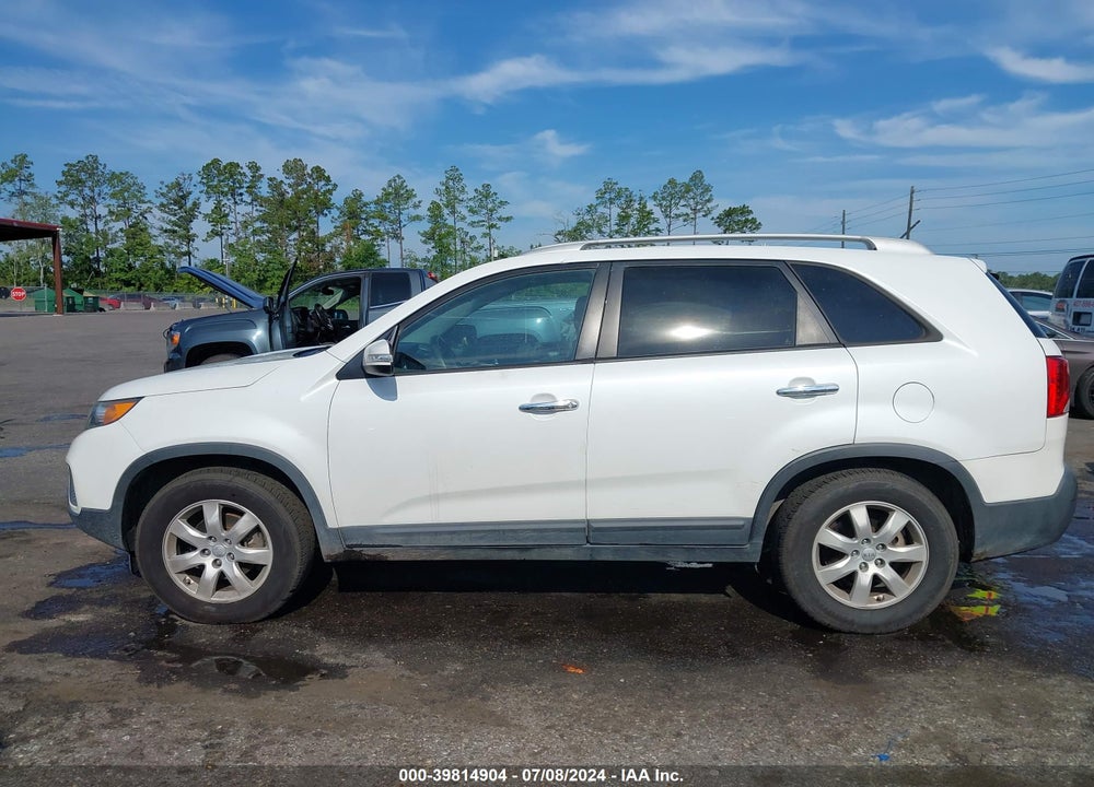 2012 KIA SORENTO LX V6 VIN: 5XYKT4A21CG253222