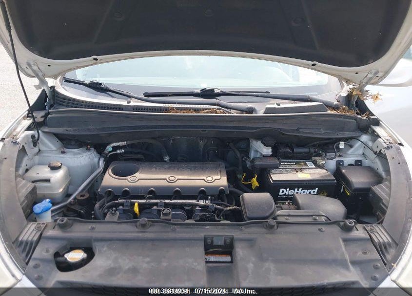 2010 HYUNDAI TUCSON GLS VIN: KM8JU3AC4AU111563