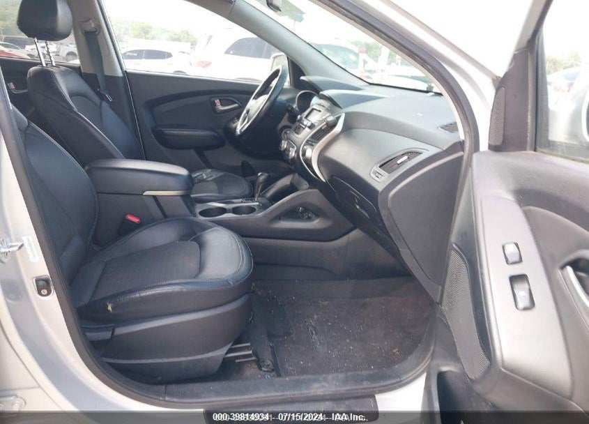 2010 HYUNDAI TUCSON GLS VIN: KM8JU3AC4AU111563