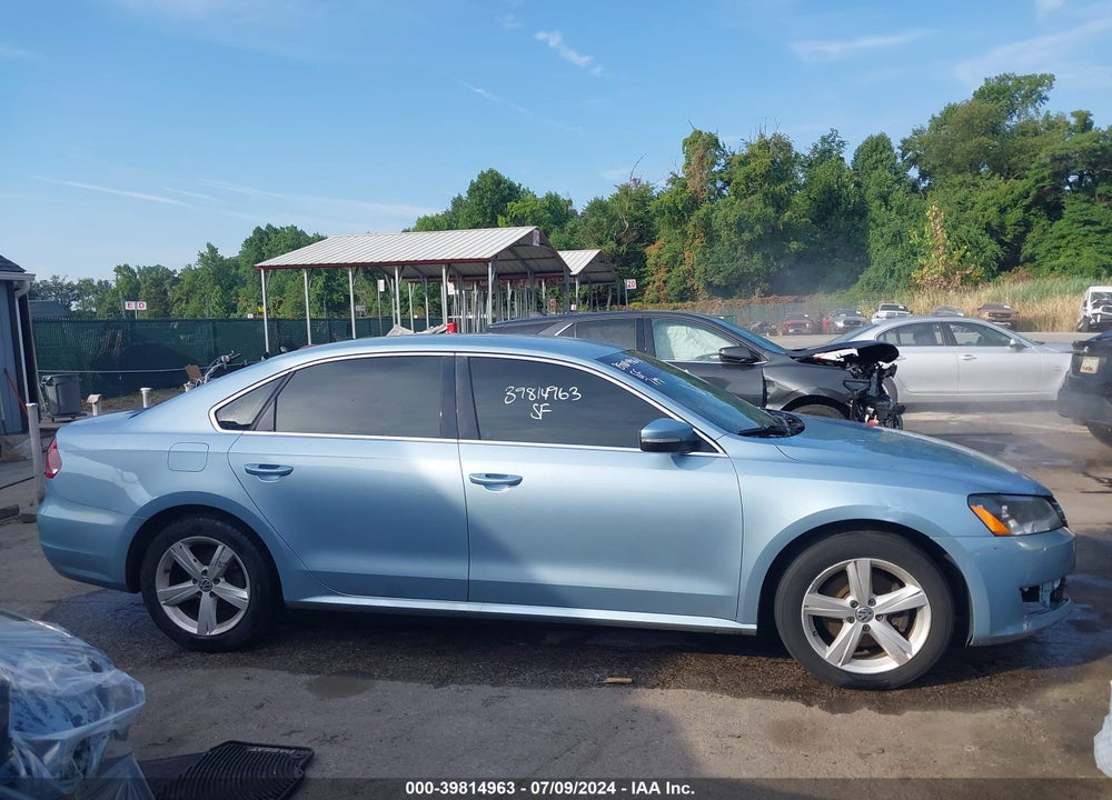 2013 VOLKSWAGEN PASSAT 2.5L SE VIN: 1VWBP7A35DC074196