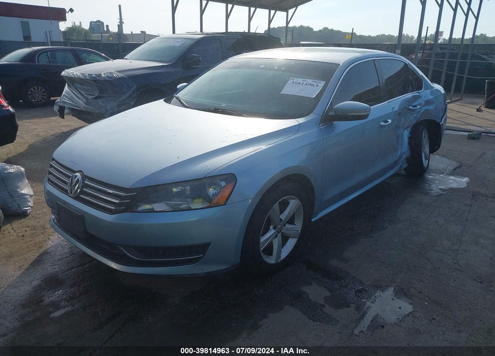 2013 VOLKSWAGEN PASSAT 2.5L SE VIN: 1VWBP7A35DC074196