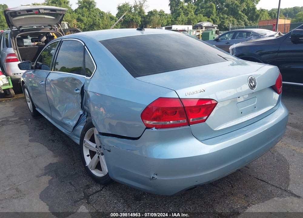 2013 VOLKSWAGEN PASSAT 2.5L SE VIN: 1VWBP7A35DC074196
