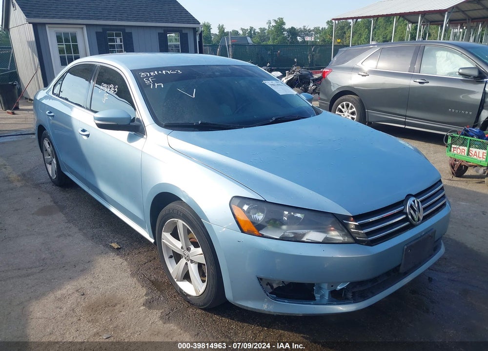 2013 VOLKSWAGEN PASSAT 2.5L SE VIN: 1VWBP7A35DC074196