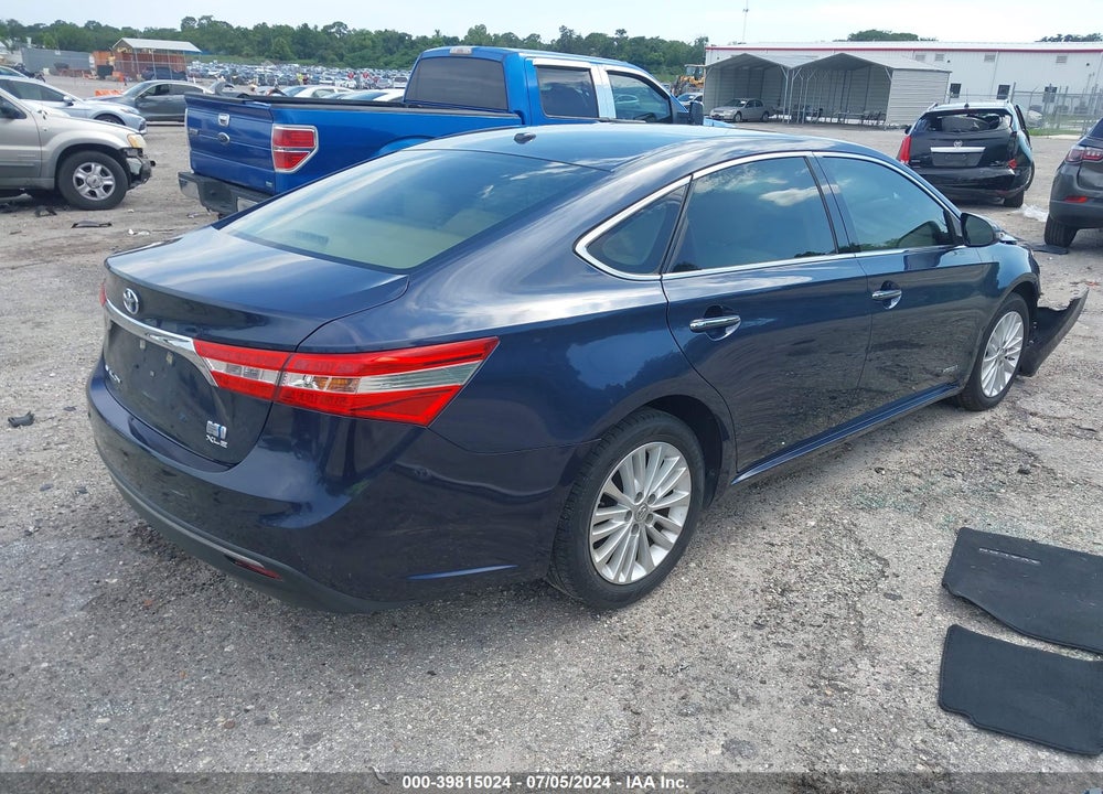 2015 TOYOTA AVALON HYBRID XLE TOURING VIN: 4T1BD1EB4FU048031
