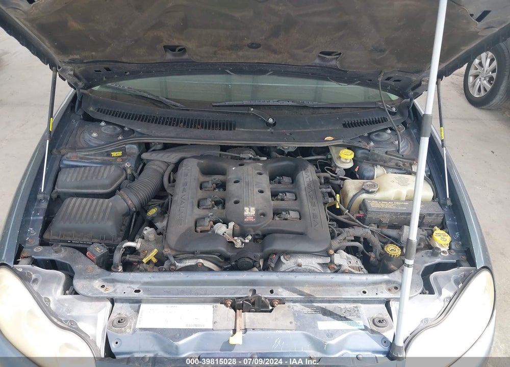 2001 CHRYSLER LHS VIN: 2C3HC56G11H500908