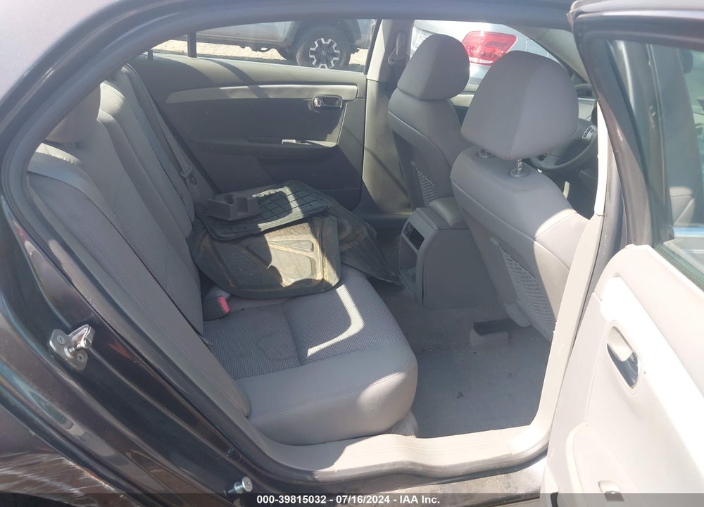 2011 CHEVROLET MALIBU LS VIN: 1G1ZB5E17BF295168