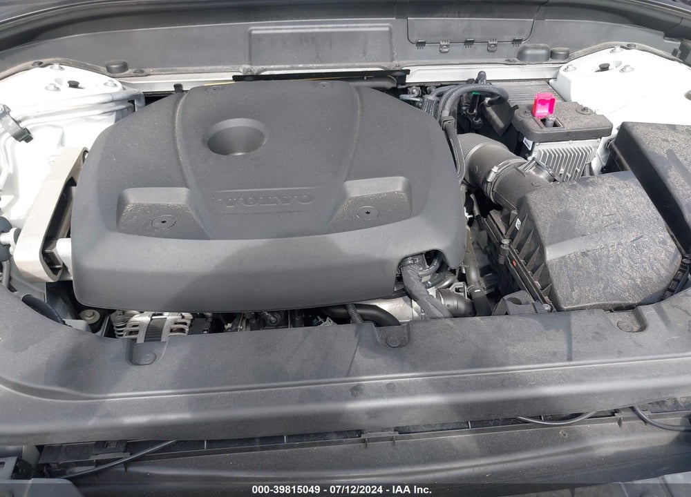 2021 VOLVO XC60 T5 MOMENTUM VIN: YV4102DK8M1684787