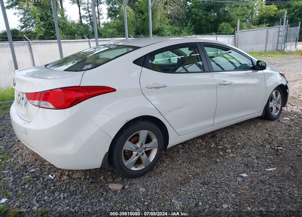 2013 HYUNDAI ELANTRA GLS VIN: 5NPDH4AE9DH226171