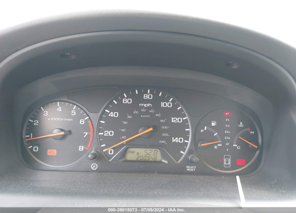 2002 HONDA ACCORD VIN: 1HGCG56722A100982