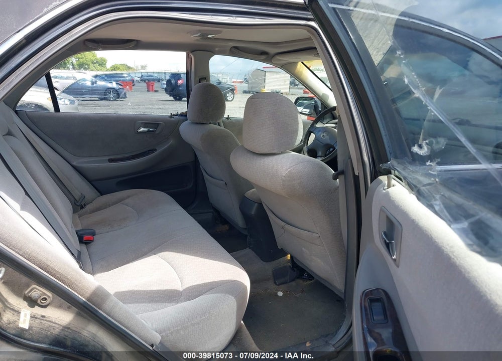 2002 HONDA ACCORD VIN: 1HGCG56722A100982