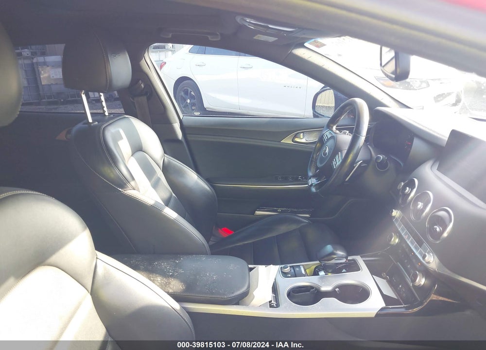 2018 KIA STINGER GT2 VIN: KNAE55LC1J6039881