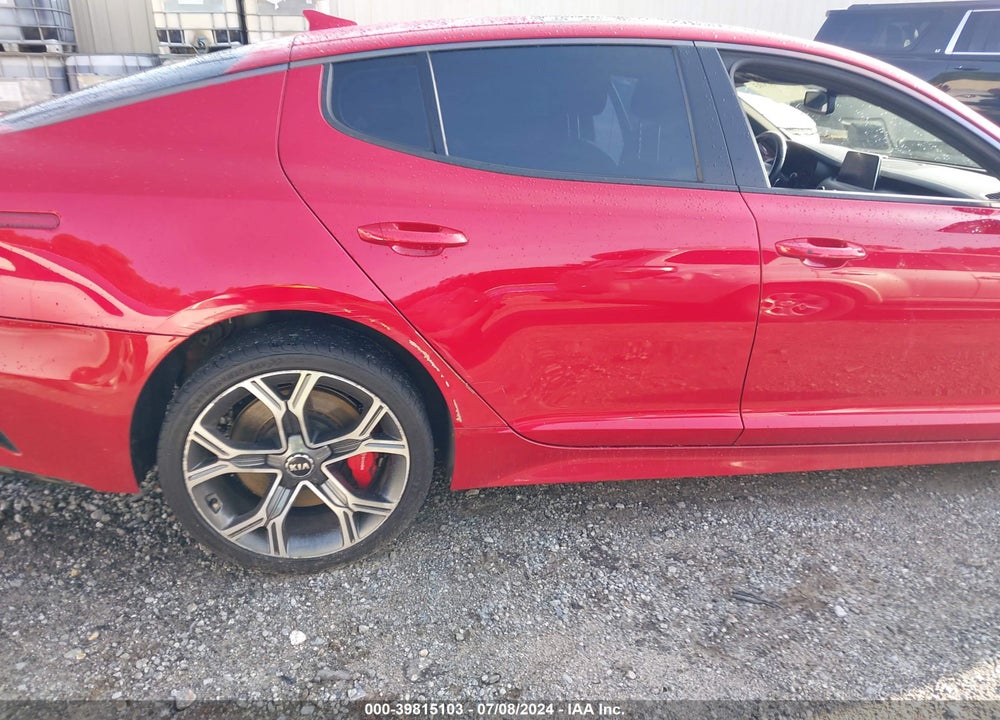 2018 KIA STINGER GT2 VIN: KNAE55LC1J6039881