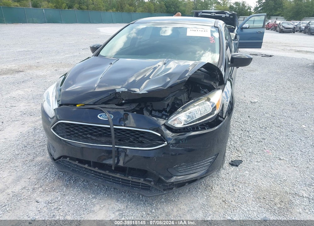 2018 FORD FOCUS SE VIN: 1FADP3F29JL297475