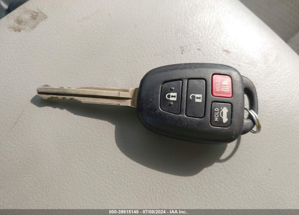 2012 TOYOTA CAMRY LE VIN: 4T1BF1FK7CU167079