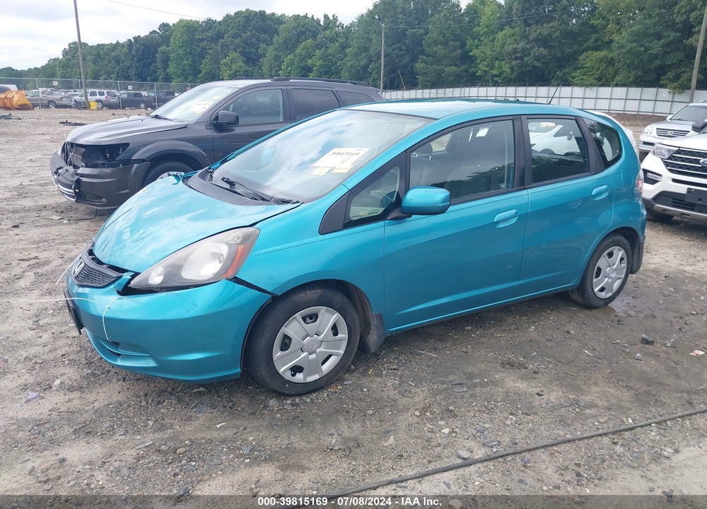 2013 HONDA FIT VIN: JHMGE8H31DC017549
