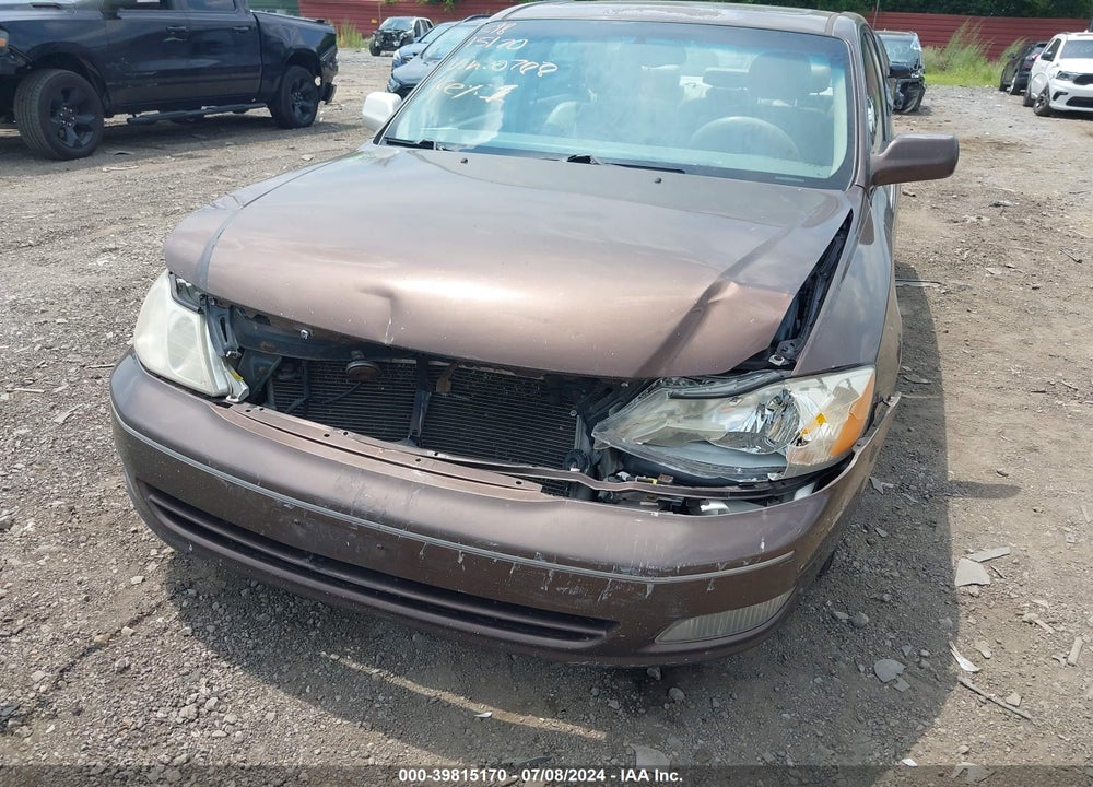 2000 TOYOTA AVALON XLS VIN: 4T1BF28B2YU060788