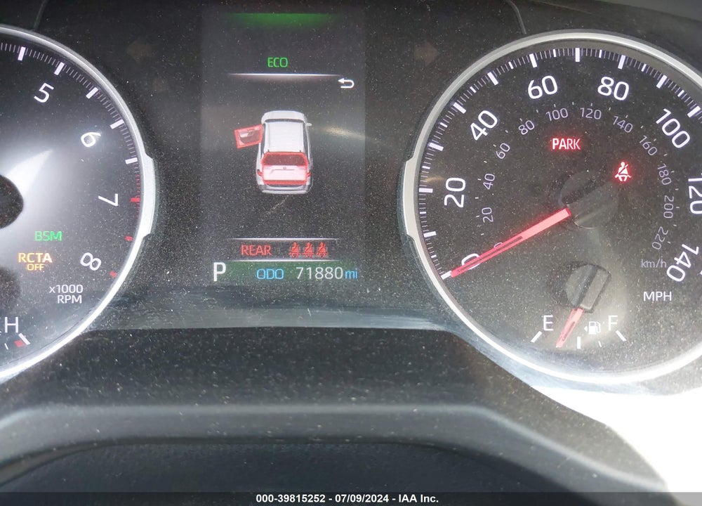 2019 TOYOTA RAV4 XLE VIN: 2T3W1RFV6KW002185