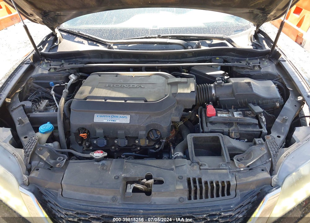 2013 HONDA ACCORD EX-L V-6 VIN: 1HGCT2B83DA006640