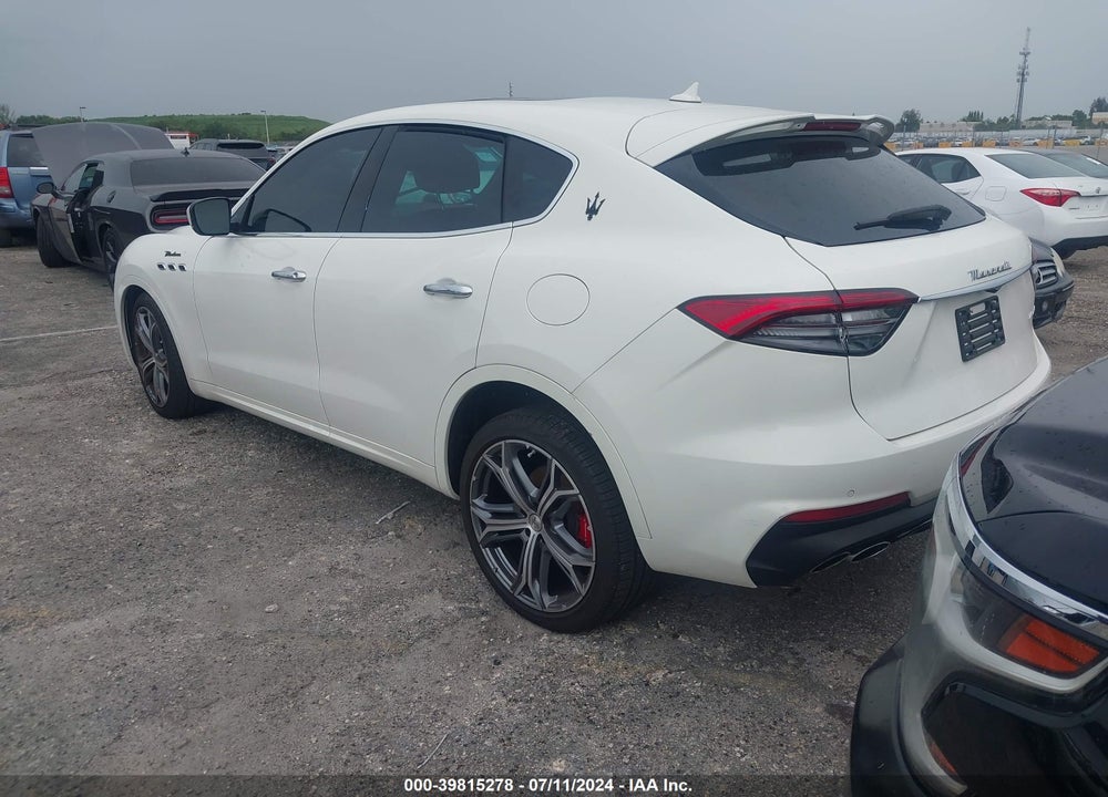 2023 MASERATI LEVANTE MODENA VIN: ZN661YUM6PX428691