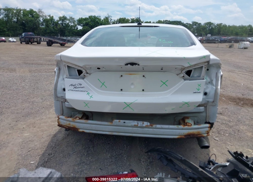 2015 FORD FUSION SE VIN: 3FA6P0H74FR186051