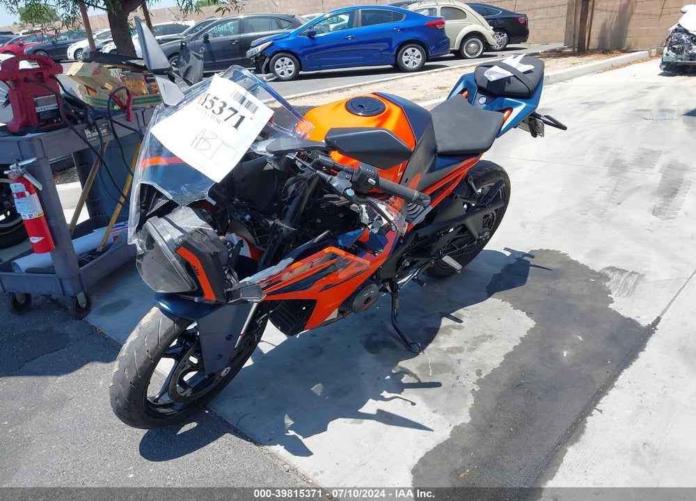 2022 KTM 390 RC VIN: MD2JYJ403NC216650