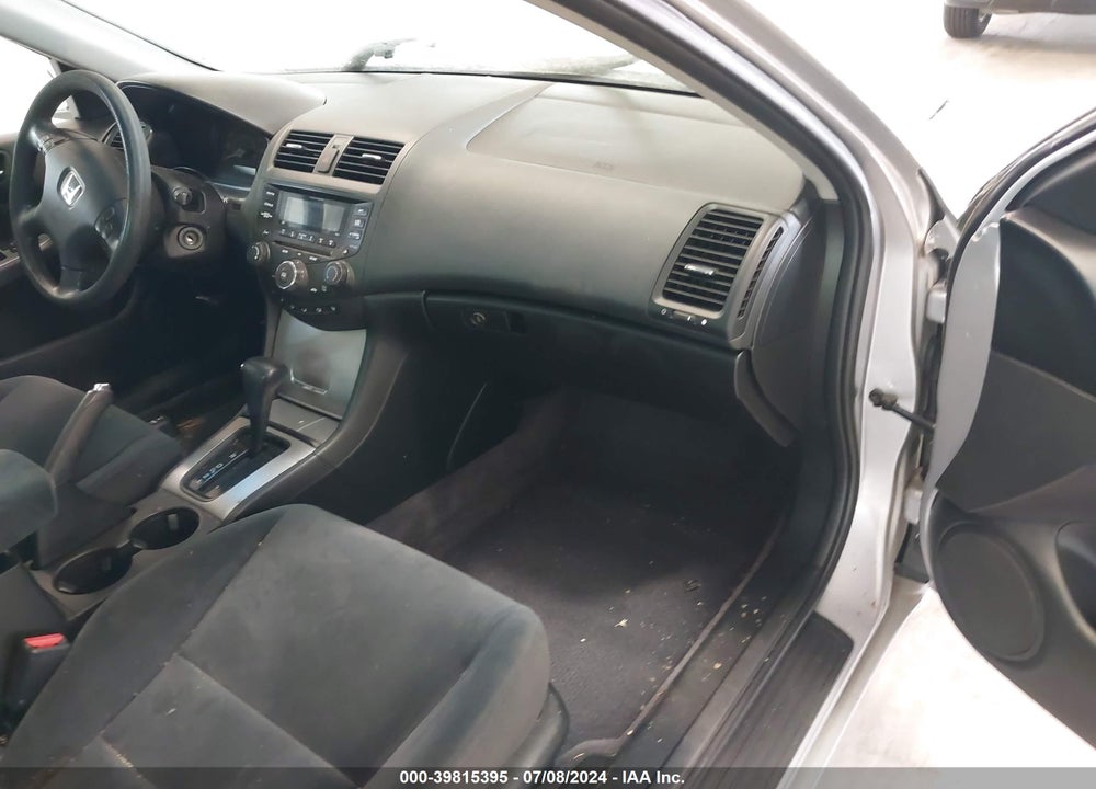 2004 HONDA ACCORD 2.4 EX VIN: 1HGCM56604A078256