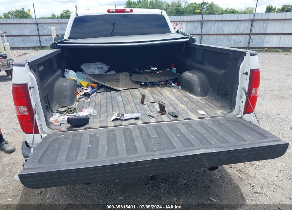 2010 CHEVROLET SILVERADO 1500 WORK TRUCK VIN: 1GCPCPEA5AZ278356